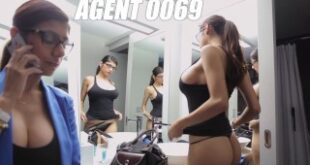 Arab Secret Agent Mia Khalifa Takes BBC Bareback